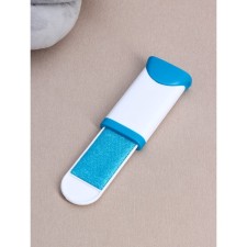 Brush for removing wool and hair from clothes and furniture, 13.5 × 6 × 3 cm, blue color