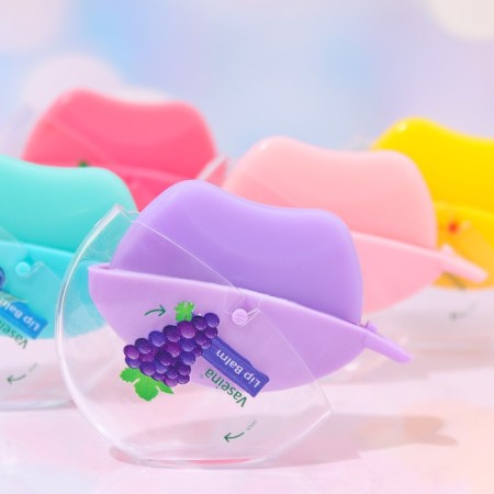 Lip balm in the shape of lips, 12 g-8