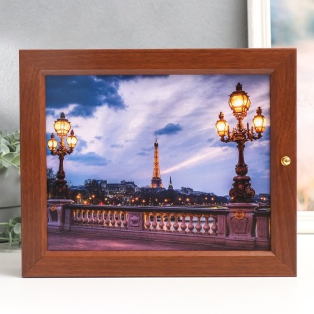Key "Evening Paris" Walnut 24x29 cm