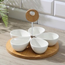 A set of ceramic saladates on a wooden stand “Estete. Petal 
