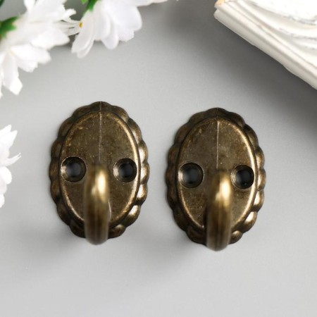 Retro metal hook bronze 3.9x3.3x2.7 cm-2