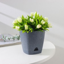 Pot for flowers with basic watering 