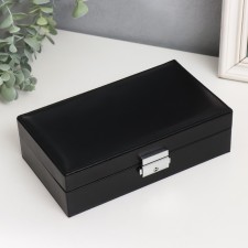 Casket to the leatherette for jewelry 