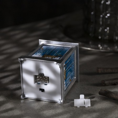 LED figure "Lantern with a deer" 6 × 13 × 6 cm, plastic, batteries AG13x3, glow warm white-2