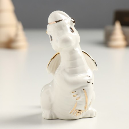 Souvenir Ceramics "Dragon in the New Year's cap" with a white-gold 5x7x9.5 cm
