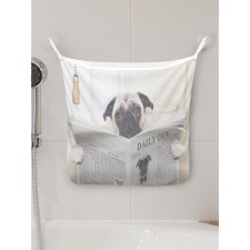 Organizer in a bathtub on the suction cups 