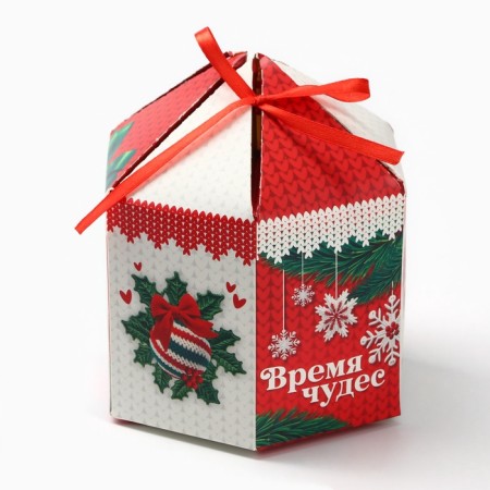 Gift set of "Warm holidays": tea, mug, socks-5
