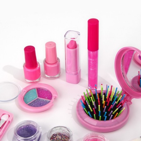 A set of children's cosmetics in the suitcase "The most beautiful"-8
