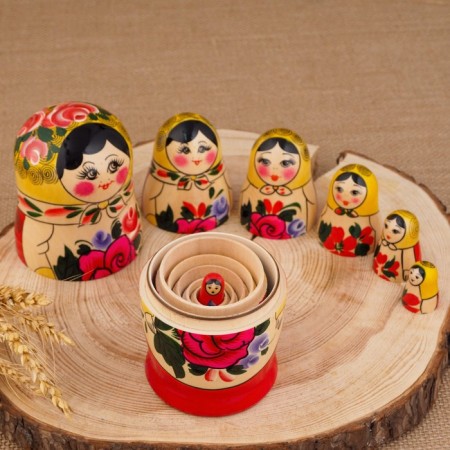 Matryoshka "Semenovskaya", 7 and puppet, the highest category-5