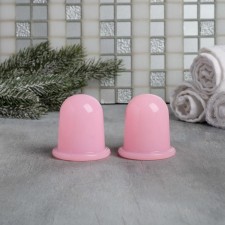 Gift set with vacuum banks 