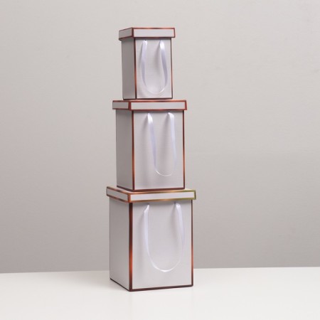 Set of boxes 3 in 1, gold, 17 x 25 cm / 14 x 23 cm / 10 x 18 cm-1