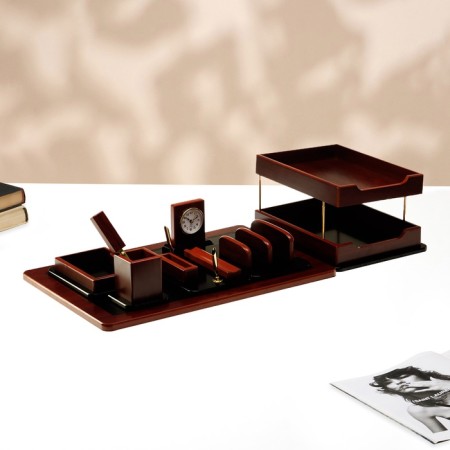 Table 7V1 set (pencil-tsa, subscription to d/handles, visits, D-010 clock ,thery, launch canz, p,)-11