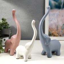 Souvenir ceramics 
