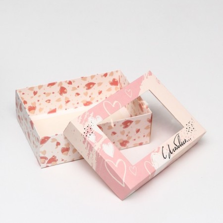 The box is folding, with the window "with love" 21 x 15 x 7 cm-3