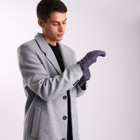 Gloves are male, dimensionless, with insulation, color gray color-3