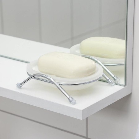 The soap dish on the legs-1