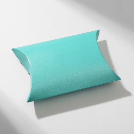 Gift box "Running" 15 × 9, mint color