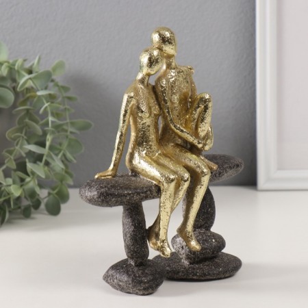 Polystone souvenir "In love pair. Beginning" Gold 7x16.5x21 cm-1