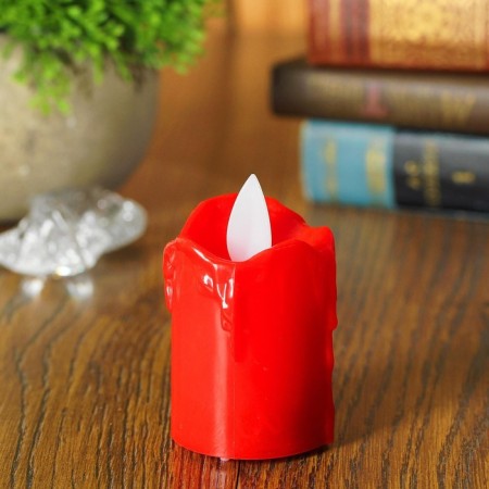 Small Candle "Gem" burns yellow-1