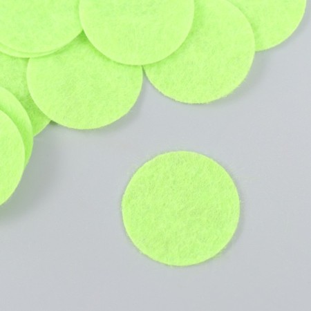 Felt circles (D 2.5-3.5 cm), 1mm, 50 pcs, light green