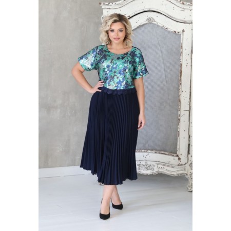 Women's dress, size 58