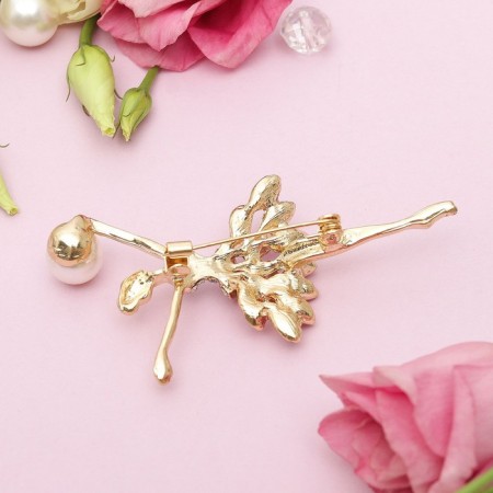 Brooch "Gymnast in a pack", red-white color in gold-2