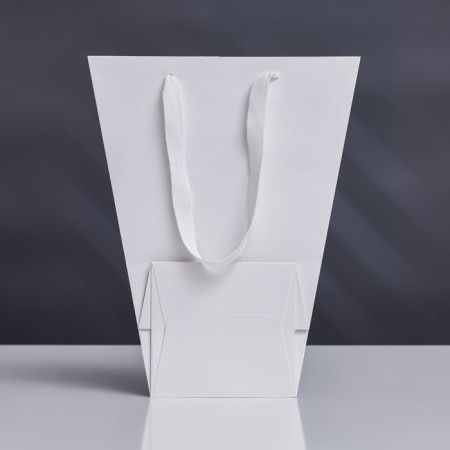 Flower packet 18 × 14 × 35 x 28 cm, white-1