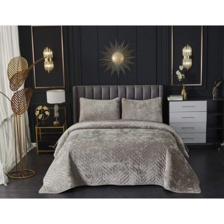 A set with a blanket "Fernand", size 240x260 cm, 50x70 cm - 2 pcs, beige color