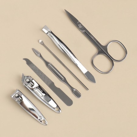 The manicure set "Moore-huma", 7 items, in case, black/white color-4