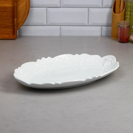 Veronica dish, oval, white, porcelain, Iran