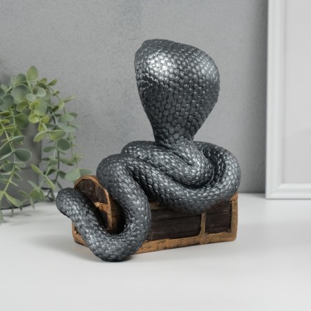 New Year's piggy bank "Cobra on the chest" 20 x 17 x 12 cm.-1