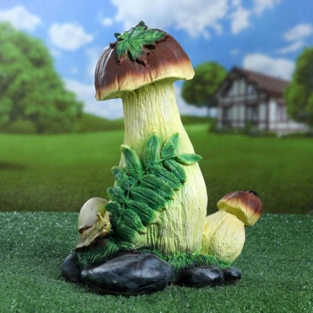 Garden figure "Mushroom with berry and snail" 34cm