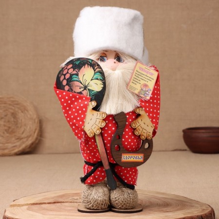 The amulet-Domova "Glory in a fur hat with a spoon and horseshoe", medium, 33x23x10 cm, mix-4