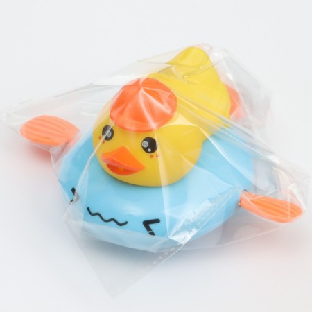 Clothing toy for a bathtub with a spray "duckling", crush me-11