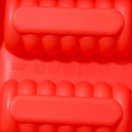 Form for ice cream shares "Monica", silicone, 19.5 × 11 cm, 4 cells (6.7 × 3.2 cm), color mix-4