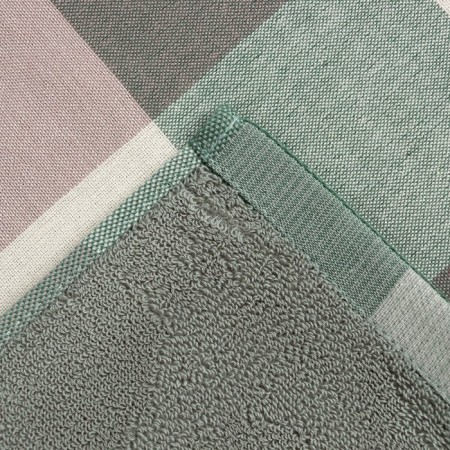 The towel of the “Cell” shapes centered 35*35 cm, 100% cotton-3