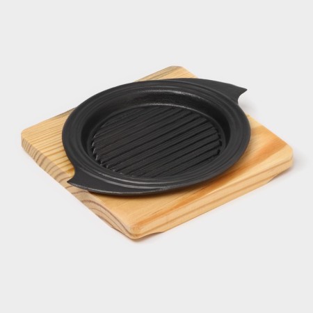 The cast -iron pan on the wooden stand “Circle. East Grill ", D = 15 cm, black color-1
