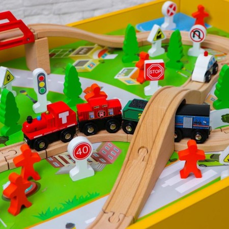 Railway, 90 elements, a table in the kit, in assembled. form: 100 × 55 × 40 cm-1