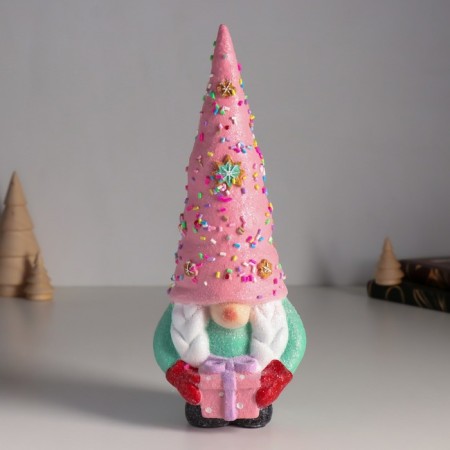 Polystone souvenir "Boolechka in a pink cap with sprinkling, with a gift" 10.5x8x25 cm