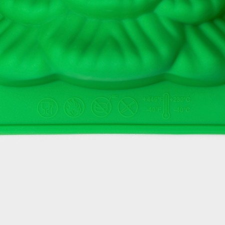 Baking form New Year's share "Christmas trees", silicone, 31.5 × 19 × 3 cm, 5 cells (10 × 8.8 × 3 cm), green color-5