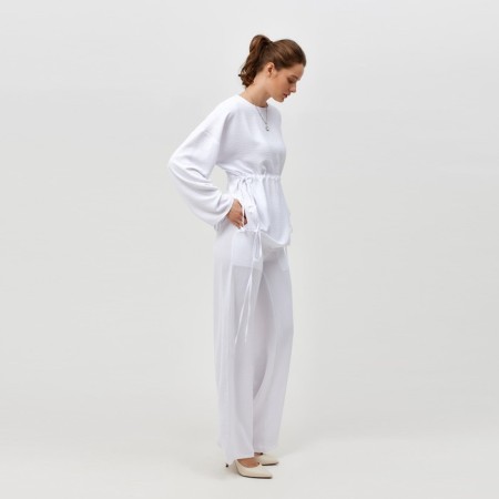 Women's costume (tunic, trousers) minku: casual collection color white, size 42-6