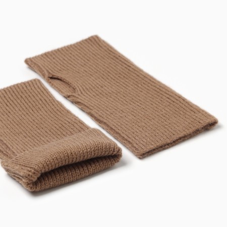 Female mittens minku, brown color, 18 cm-1