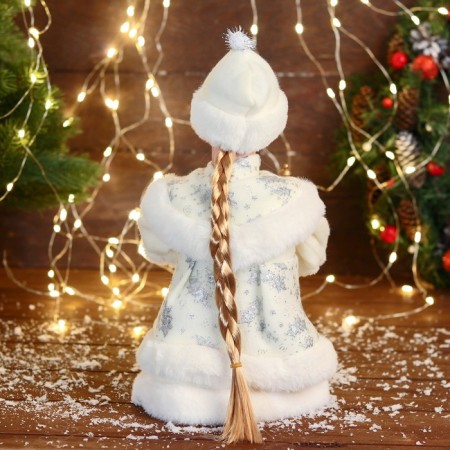 Snow Maiden "In a white fur coat with a heart" moves, 16x30 cm-2