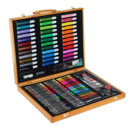 Drawing for drawing in a wooden pencil case