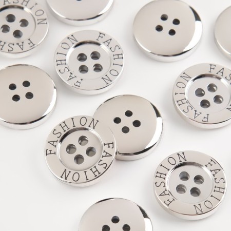 Button, 4 punctures, d = 18 mm, silver color-1