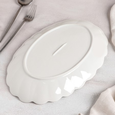Ceramic "Chamomile" dish, 32 × 20 × 3 cm, white color-2