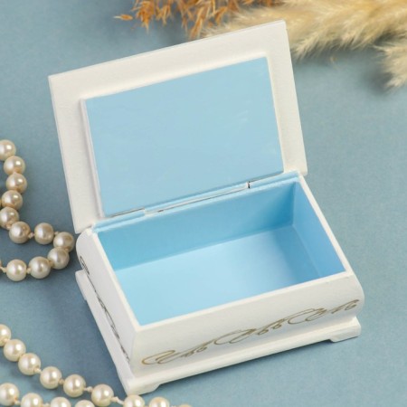 Casket "Angel with a butterfly", white, 6 × 9 cm, lacquer miniature-1