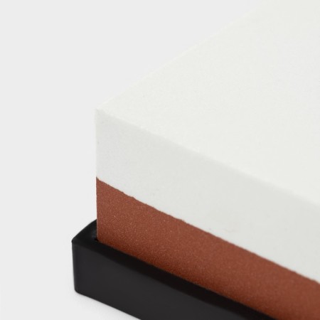 Current stone Magistro, granularity 3000/8000 grit-4