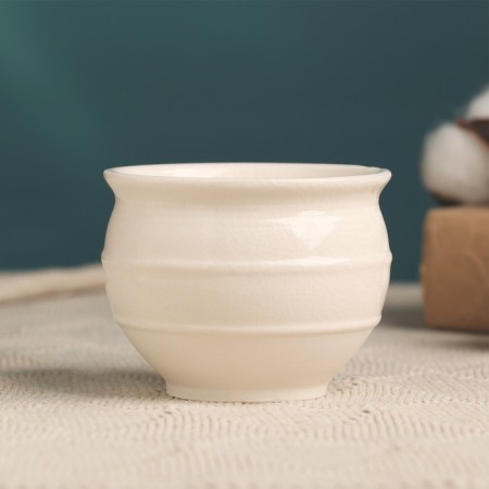 Pot "Fox" White, 8x8x6cm-1