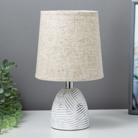 E14 40w 4 40W white 15x15x26.5 cm Risalux